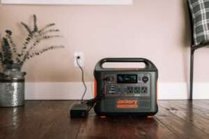 what is a portable power station